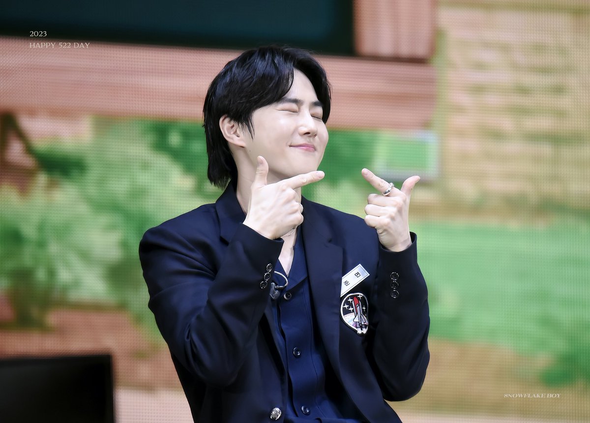 눈꽃소년 ❄️ tweet media