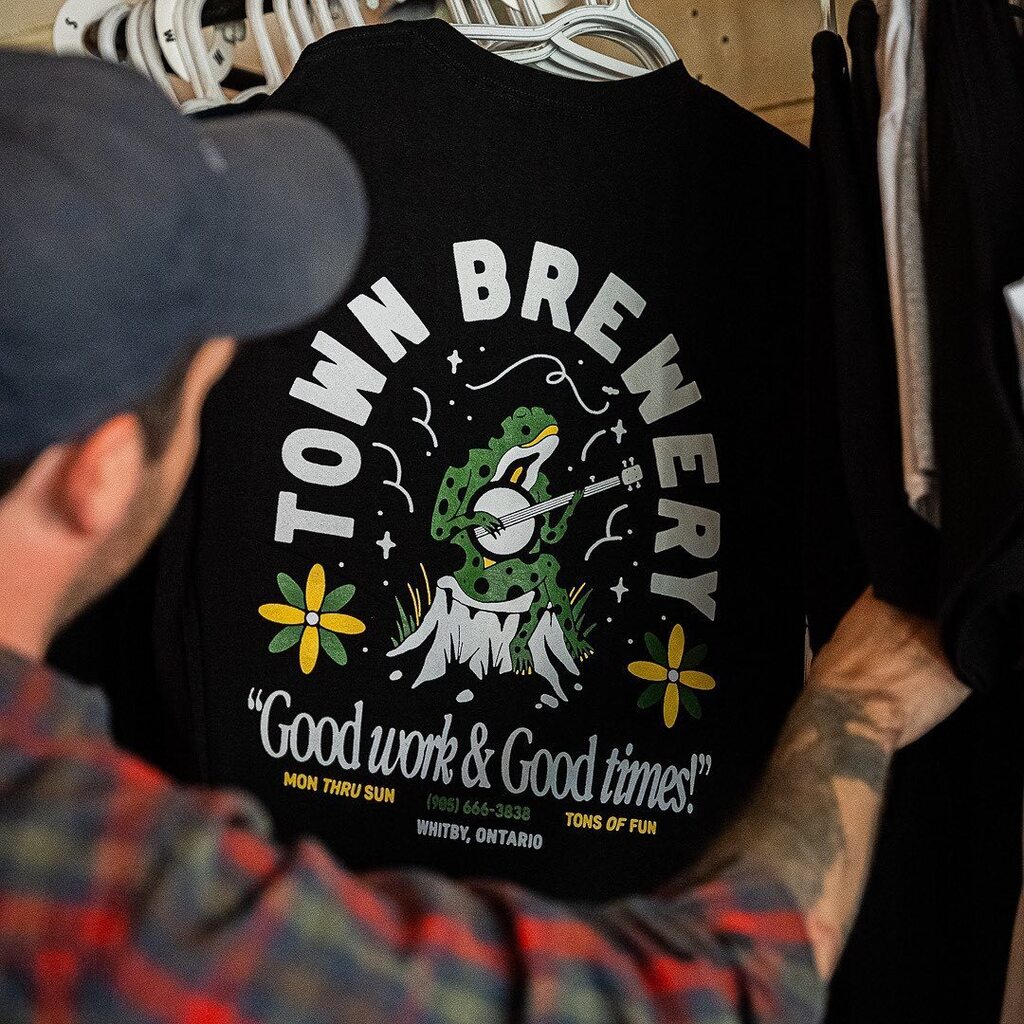 We're partnering up with @communityvintagemarket on Sunday May 28th and we have some rad vendors bringing the goods to our taproom!

Featuring:
@lovelesscollection
<a href="/vintage905/">♠️ Vintage 905 ♠️</a>
@needle_inthe_hay
@pierospile
@trsrvntg
@wanderingfinds_

We'll also be runnin… instagr.am/p/CsghWiEOXvu/