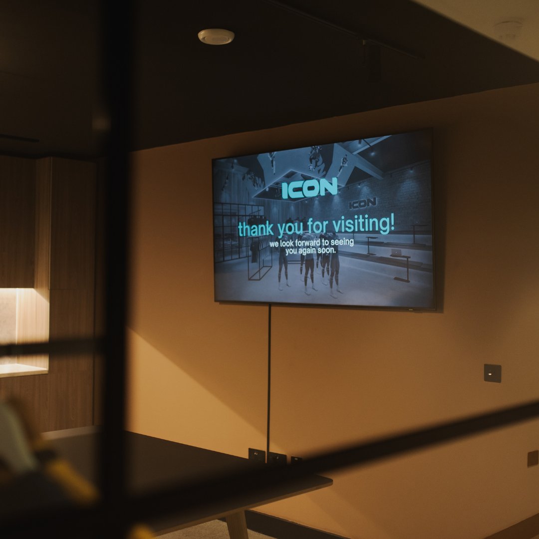 🟢NEW #UK Head Office💚
A sneak peek of our recent launch night where we welcomed #friends, #family, our great #customers &amp; #ambassadors. We'll provide a full #highlight soon! 😍 🏢
•••
#Strengthinunity
<a href="/RicGleeson/">Richard Gleeson</a> <a href="/jackmorley196/">Jack Morley</a> <a href="/laurajacko22/">Laura Jackson</a> <a href="/olivia_thomas35/">Olivia Thomas</a> <a href="/BenjaminCliff1/">Benjamin Cliff</a>