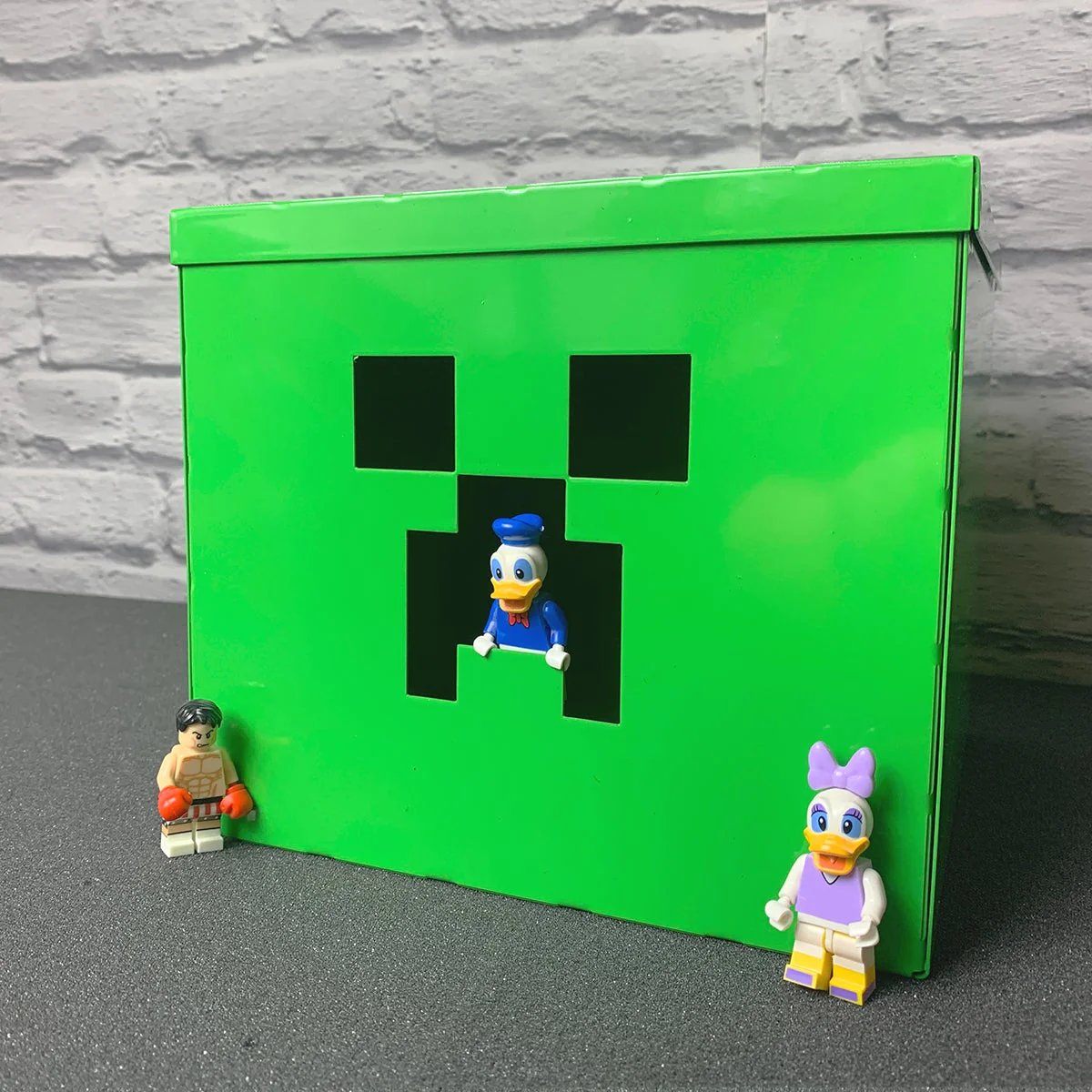 sleeperbrackets's tweet photo. If your kids are creative minded with a penchant for blocks they may just appreciate this stylish way to store their toys. Sure to be the talk of the play-session next time their friends are visiting and with absolutely zero danger of blowing up!

https://t.co/MU2ROHJACw https://t.co/IdvLQMBuqu