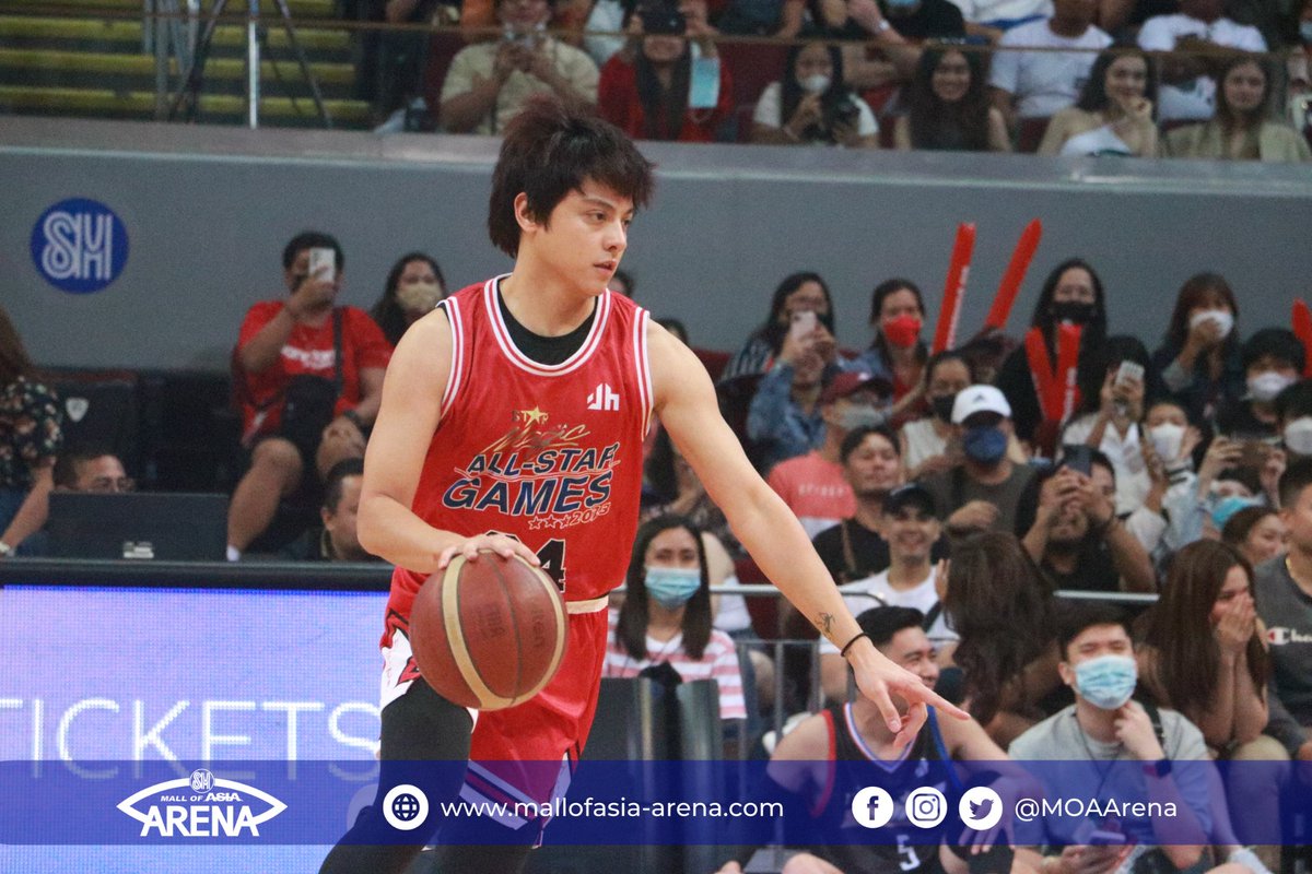 MOAArena's tweet photo. LOOK. The Star Magic Dream Team takes on the It's Showtime Team to close today's #StarMagicAllStarGames2023!

#StarMagicGamesAtMOAArena #ChangingTheGameElevatingEntertainment https://t.co/RsuDtL8vuM