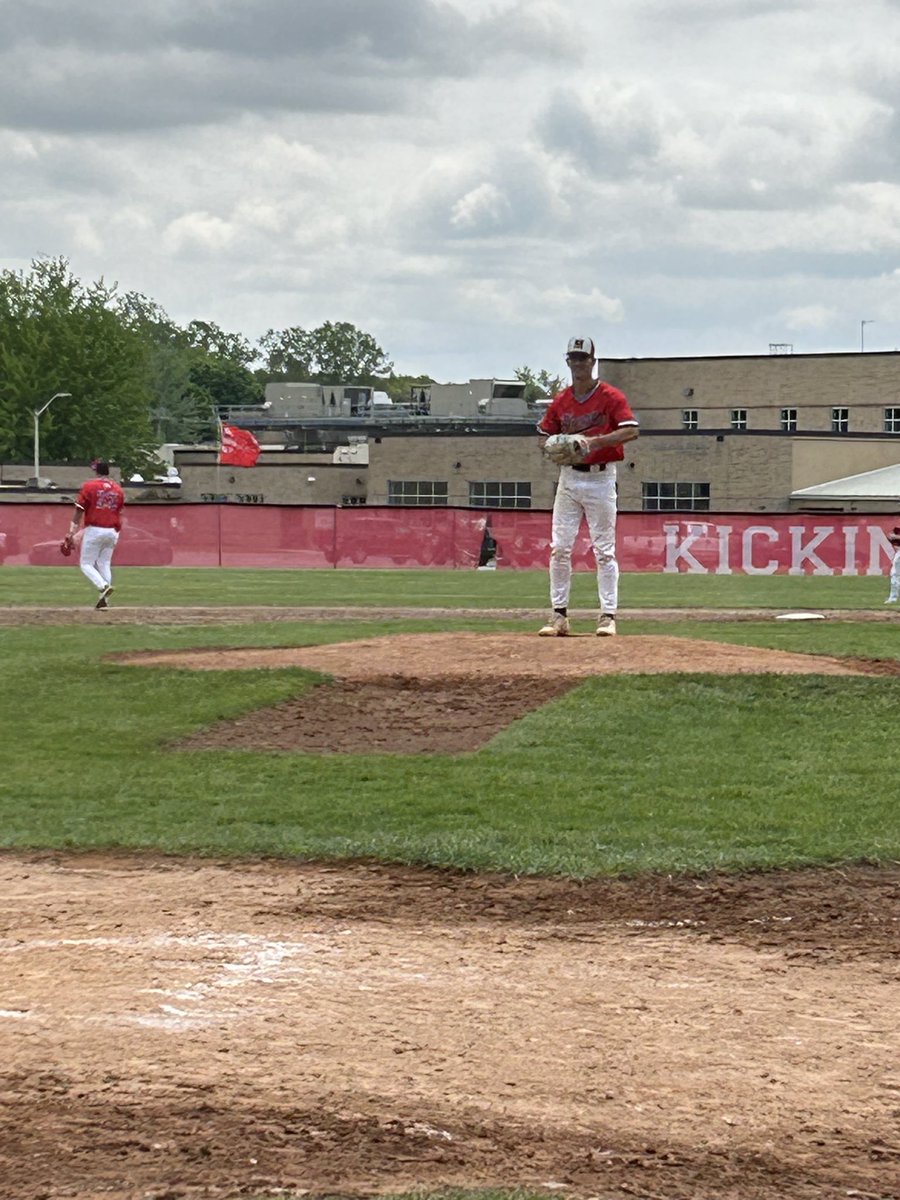 NBHuronBaseball's tweet photo. Chiefs split the twin bill with Bedford Saturday.L4-5 and W8-6.
Micah Smith threw a gem in the first game.
6inn-5hit-1ER-2BB-12K
Jake Handyside hit his first bomb of the season.Connor Grant went 4-7 to lead the offence⚾️⚾️
@Micah_Smith2024 
@JacobHandyside 
@ConnorGrant023 https://t.co/bPLVVWizV8