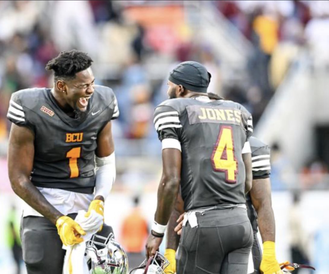 Wow! #AGTG I Am beyond blessed to receive an offer from Bethune Cookman university ! <a href="/CoachDJ_WRA/">DJ McCarthy</a> <a href="/coachPJGibbs/">Coachgibbs M.ED</a> <a href="/CoachBigica/">Nick Bigica</a> <a href="/Coach_Fields53/">Jacob Fields</a> <a href="/CoachKleinmeyer/">Tommy Kleinmeyer</a> <a href="/Coach_Dyer/">Justin Dyer</a>