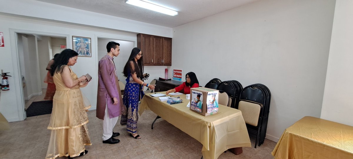 votesurekha's tweet photo. Happy to see so many people cast their ballot to send a message to @fordnation to stop #forprofitprivatization of #healthcare. You can #VoteNo online https://t.co/3VNYpxsQxT anytime or in person May 26/27 at locations near you @OntarioHealthC @cityofcambridge https://t.co/O3hruBNlU5