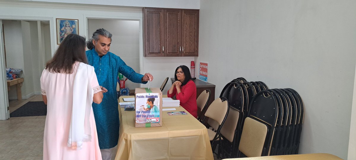 votesurekha's tweet photo. Happy to see so many people cast their ballot to send a message to @fordnation to stop #forprofitprivatization of #healthcare. You can #VoteNo online https://t.co/3VNYpxsQxT anytime or in person May 26/27 at locations near you @OntarioHealthC @cityofcambridge https://t.co/O3hruBNlU5
