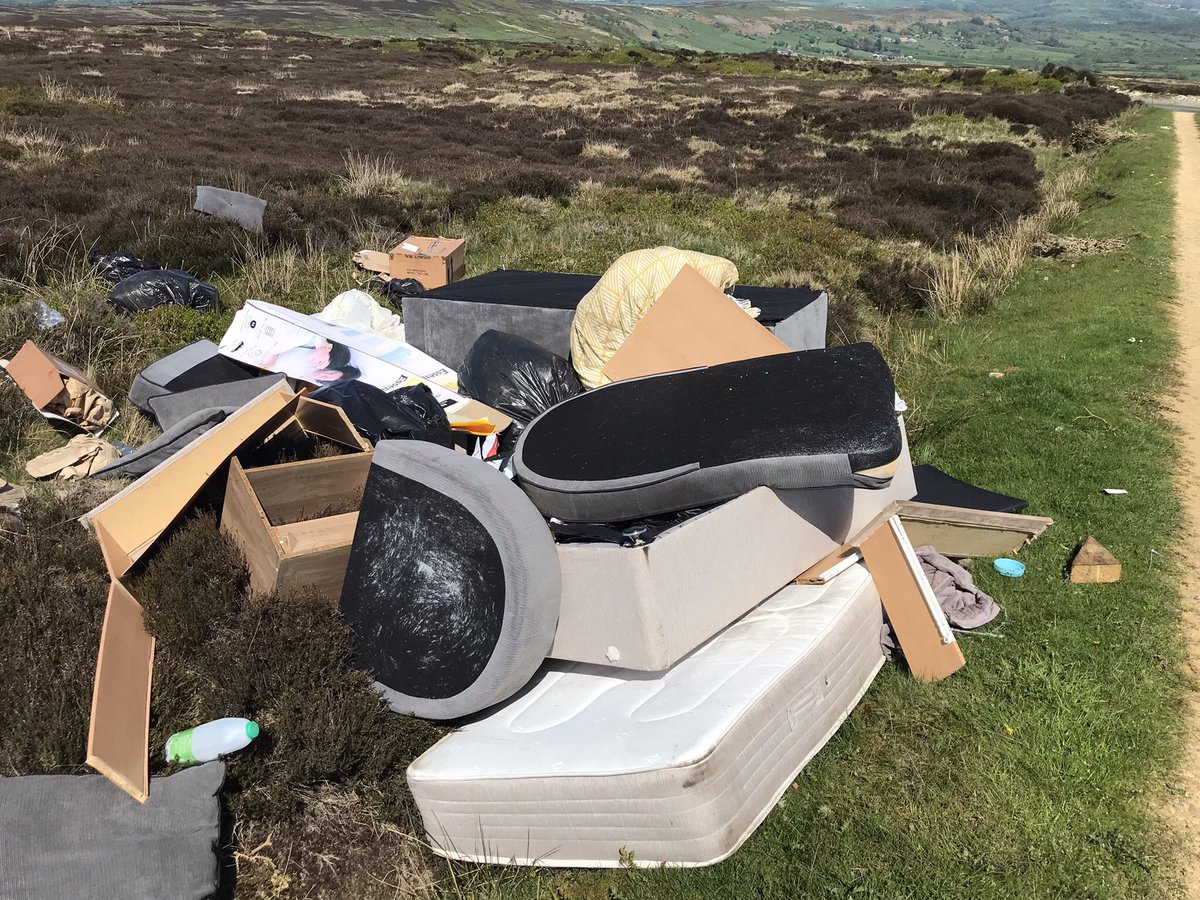 Hate seeing this up on the gorgeous moors what is wrong with people …