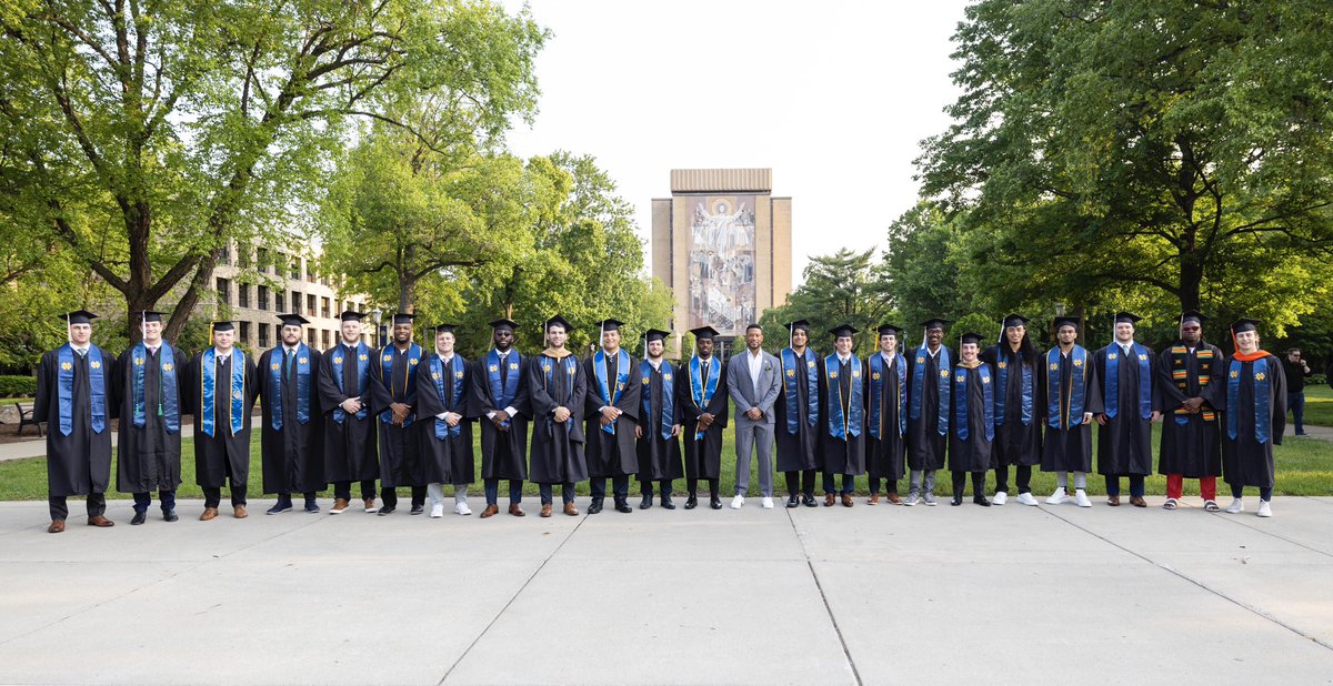 4️⃣ for FOREVER Congratulations to our grads 🎓 #GoIrish☘️