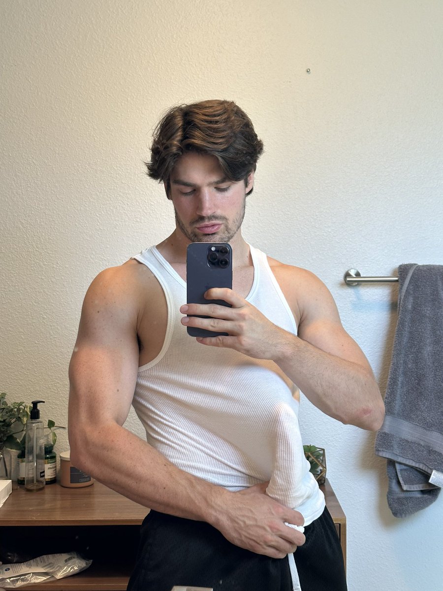 My 🌶️ page is better.. #fitness 
onlyfans.com/wyattcushman