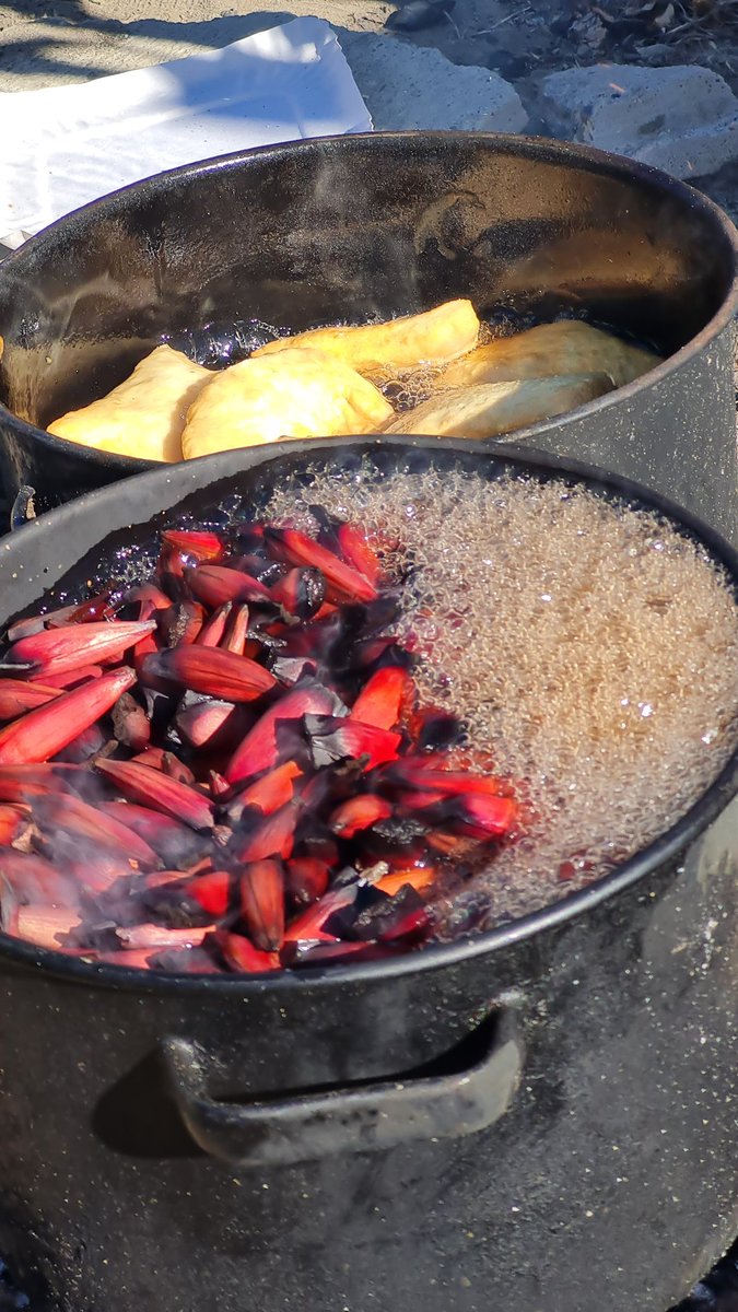 Lo nuestro, la cultura, productos y rituales gastronómicos.