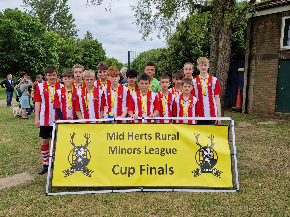 Cup final day and the lads work so hard but lost 2-1 but should off got the win unlucky will done all <a href="/CoachLeeHewitt/">Lee Hewitt</a> <a href="/SBJFC1/">Stevenage Boro Juniors FC</a>