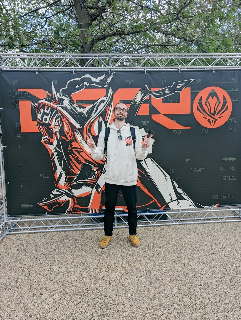 PobyTarker's tweet image. #MSI2023 finals!! Such amazing energy in the Copperbox. The #BLG loss was unfortunate but congrats #JDG! Tried out Convergence early, too. So sick!

#OurMSILegacy #Convergence @RedBullUK