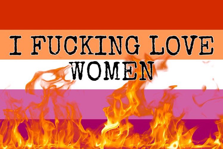 LesbiansPosting tweet picture