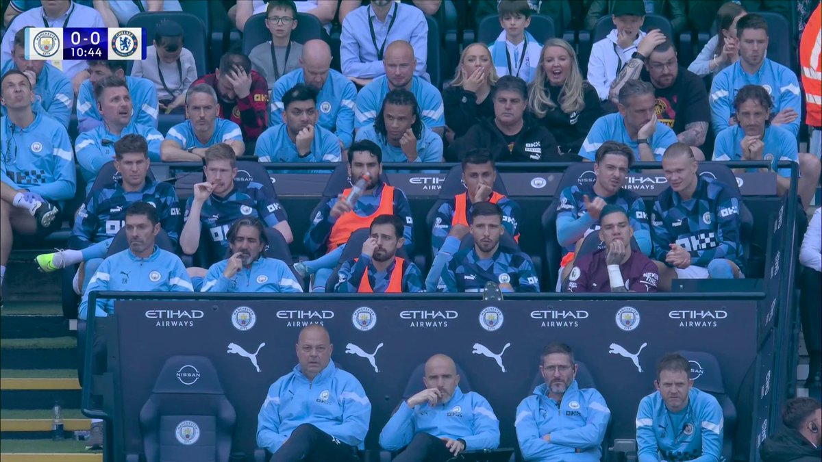 That bench... 🤯

Is this the greatest bench of all time? 🤩