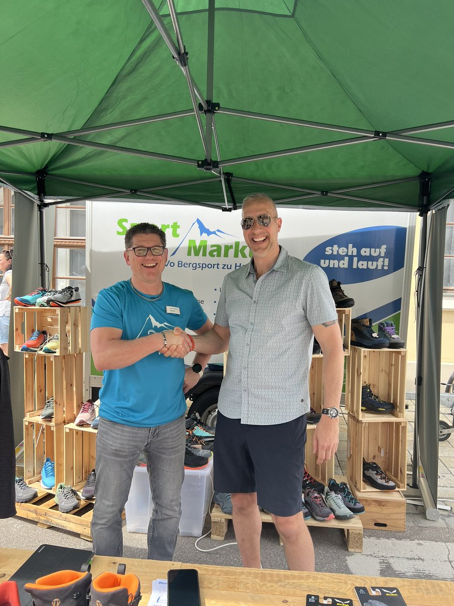 Heute bei <a href="/sport/">Diario SPORT</a>.markus am coolen Stand am verkaufsoffenen Sonntag in @friedberg_bayern #sport #laufen #shoppen #joggen #jogging #running