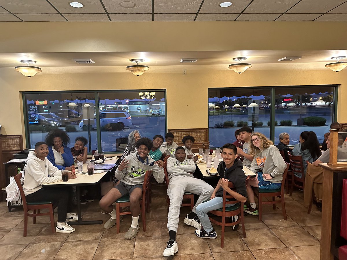 LMS Cross Country & Track (@lms_cc_track) on Twitter photo Thank you to all who made the trip out to cheer on these Chargers and support their journey! This is Charger Nation ⚡️💙 CHARGERS ON THREE!! <a href="/YoSoyLaLay/">Maggie Lay</a> <a href="/DrChristieLMS/">Dr. Hannah Christie</a> <a href="/OsoAyala33/">Humberto Ayala, RAA</a> <a href="/D33Leman/">Leman Middle School</a> <a href="/WeGoD33/">West Chicago D33</a> Thank you to all who made the trip out to cheer on these Chargers and support their journey! This is Charger Nation ⚡️💙 CHARGERS ON THREE!! <a href="/YoSoyLaLay/">Maggie Lay</a> <a href="/DrChristieLMS/">Dr. Hannah Christie</a> <a href="/OsoAyala33/">Humberto Ayala, RAA</a> <a href="/D33Leman/">Leman Middle School</a> <a href="/WeGoD33/">West Chicago D33</a>