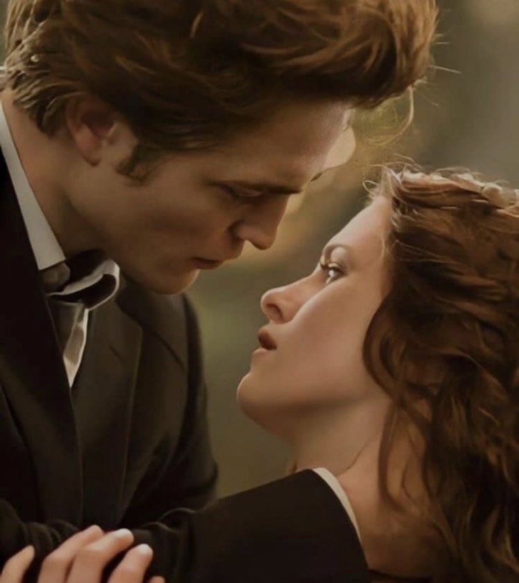 twilight edits tweet media