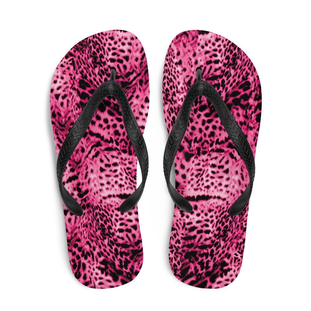 michellekottart's tweet photo. Available now on Etsy! My made to order printed flip flops! Bright colors for summer! #summer #footwear #flipflops #animalprint 

https://t.co/9mxaPrmiui https://t.co/kTYTGo2wdM