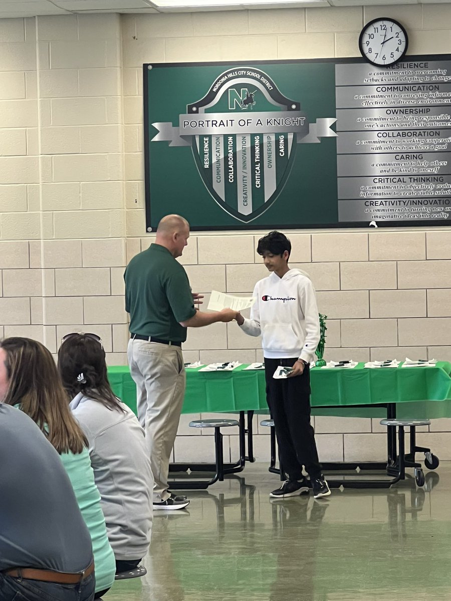 MsBonick_NMS's tweet photo. Congratulations to Nordonia Middle School’s Knight Way Right Way recipients for the 4th quarter of the 22-23 school year. Thank you to all the friends and families that came out to support these incredible students!💚🎉@BryanMSeward https://t.co/tL7yc0OLVl