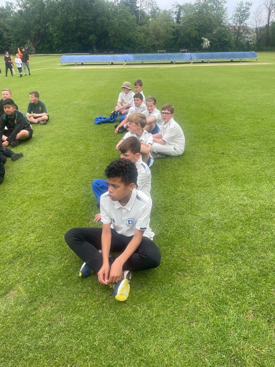 ShawleyPrimary's tweet photo. 🏏🏏🏏A great team performance from the Boys’ cricket team in their first tournament of the year.🏏🏏🏏

1st - @BrookfieldSM3 
2nd - @ManorParkSchSM1 
3rd - Shawley 

@LEOsports7 @SuttonCricket https://t.co/TeCVNOXQQM