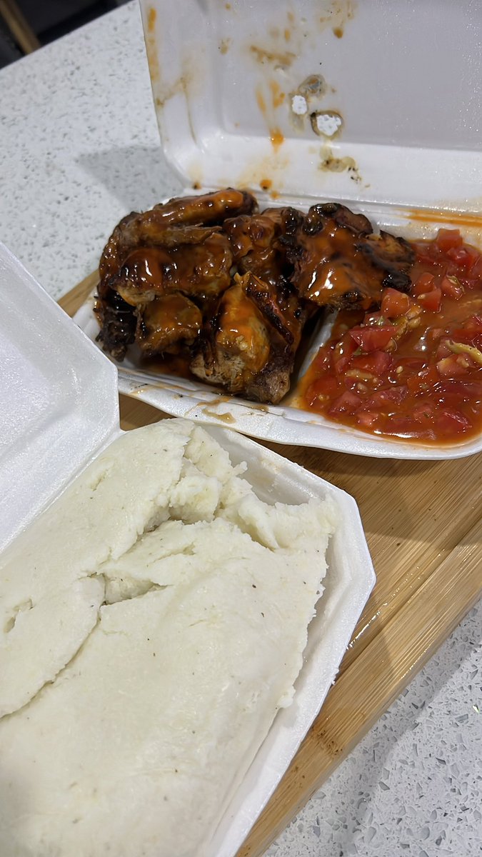 Solo date ya cosmo .. fullchicken nga R50 rand