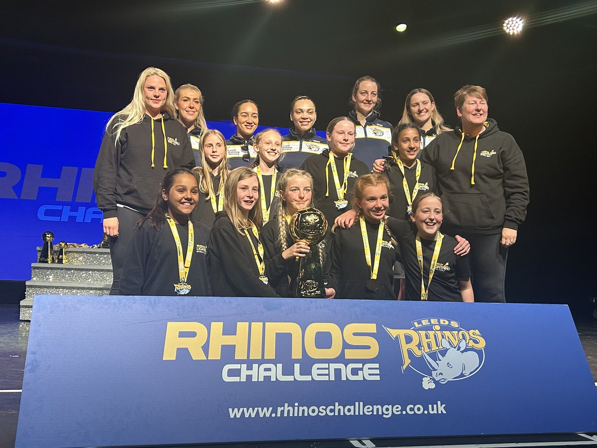 RugbyLeeds's tweet photo. 🏐 UNDER 11s &amp; 12s 🏐

A massive well done to this afternoon’s winners!

🏆Main Cup Winners🏆

👏Under 11s - @WilmLightning 
👏Under 12s - @traffordjuniors 

✨Magic Moment Winners✨

👏Under 11s - Anneliese Lynch Lewis from MK Dons
👏Under 12s - Ava Formela from @wirralgems https://t.co/2fVfmEuGhP