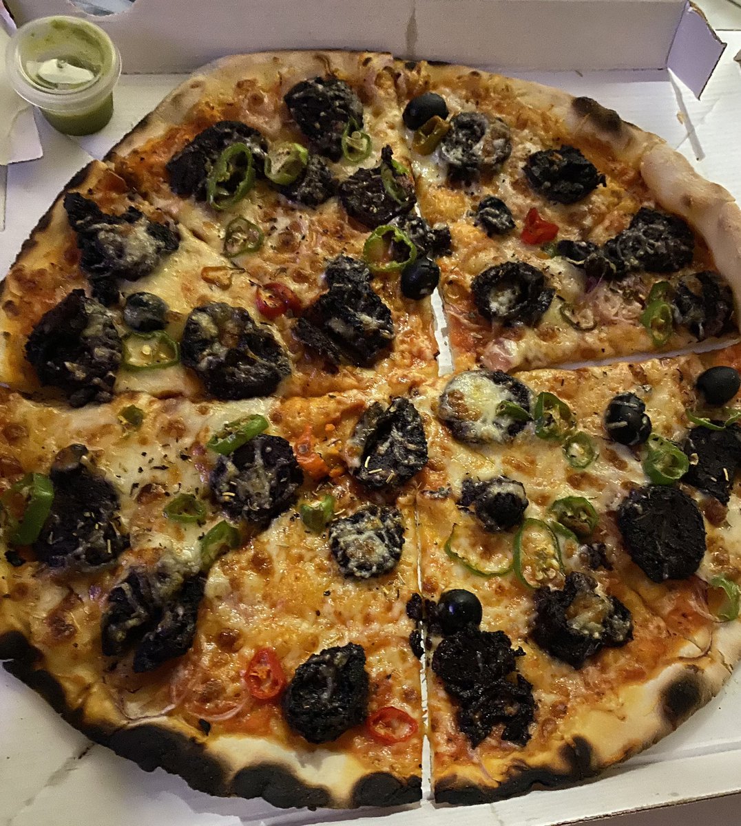 Pizza boudin gros piments 🍕 😍  #team974 #lareunion #pizza