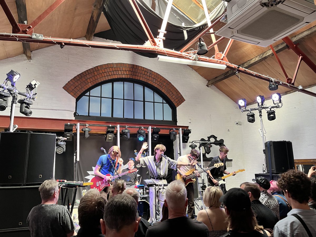 Th' Captain tweet media