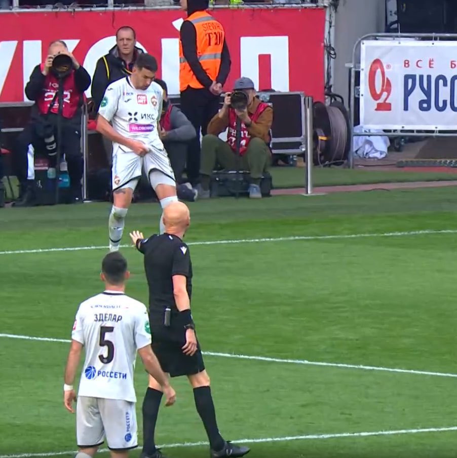 Вадим tweet media