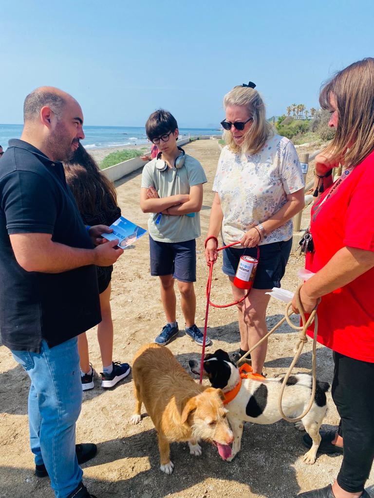 popularcasares's tweet photo. 🔵 A partir del 28 de mayo, el Bienestar Animal será una de nuestras principales líneas de actuación. Nuestras mascotas tienen que tener espacios adecuados para su esparcimiento. https://t.co/FtulN4S0Pi