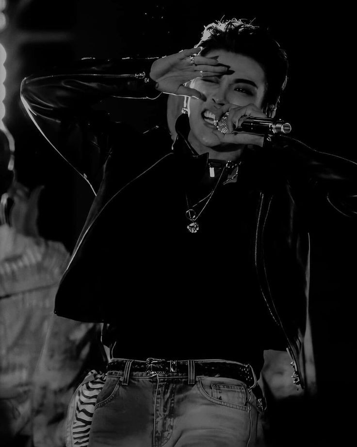 UNHINGEDIDOL's tweet photo. ︎
            
       𝘱𝘳𝘦𝘵𝘵𝘺 𝘣𝘰𝘺  ,  𝘣𝘢𝘥 𝘵𝘩𝘰𝘶𝘨𝘩𝘵𝘴

         (  #SeductiveSunday  ) https://t.co/qbkDkfTNSA