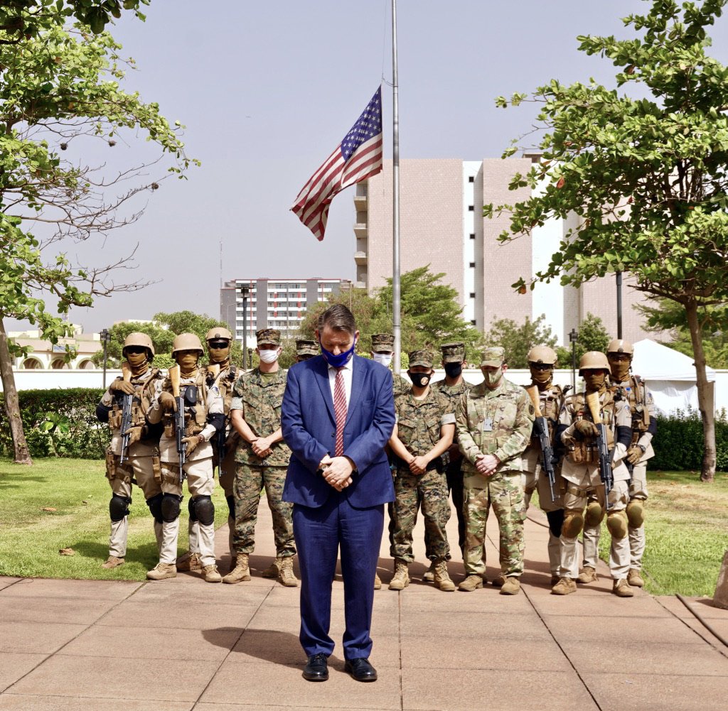 HaitiInfoProj's tweet image. Two wars in Congo, two coups in Mali, violent Guinean elections in 2015...developer of SPEAR security concept recruiting &amp;amp; training local military to protect US personnel...meet Biden's new choice for US Ambassador to #Haiti, Dennis B. Hankins.