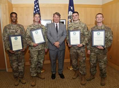 HaitiInfoProj's tweet image. Two wars in Congo, two coups in Mali, violent Guinean elections in 2015...developer of SPEAR security concept recruiting &amp;amp; training local military to protect US personnel...meet Biden's new choice for US Ambassador to #Haiti, Dennis B. Hankins.