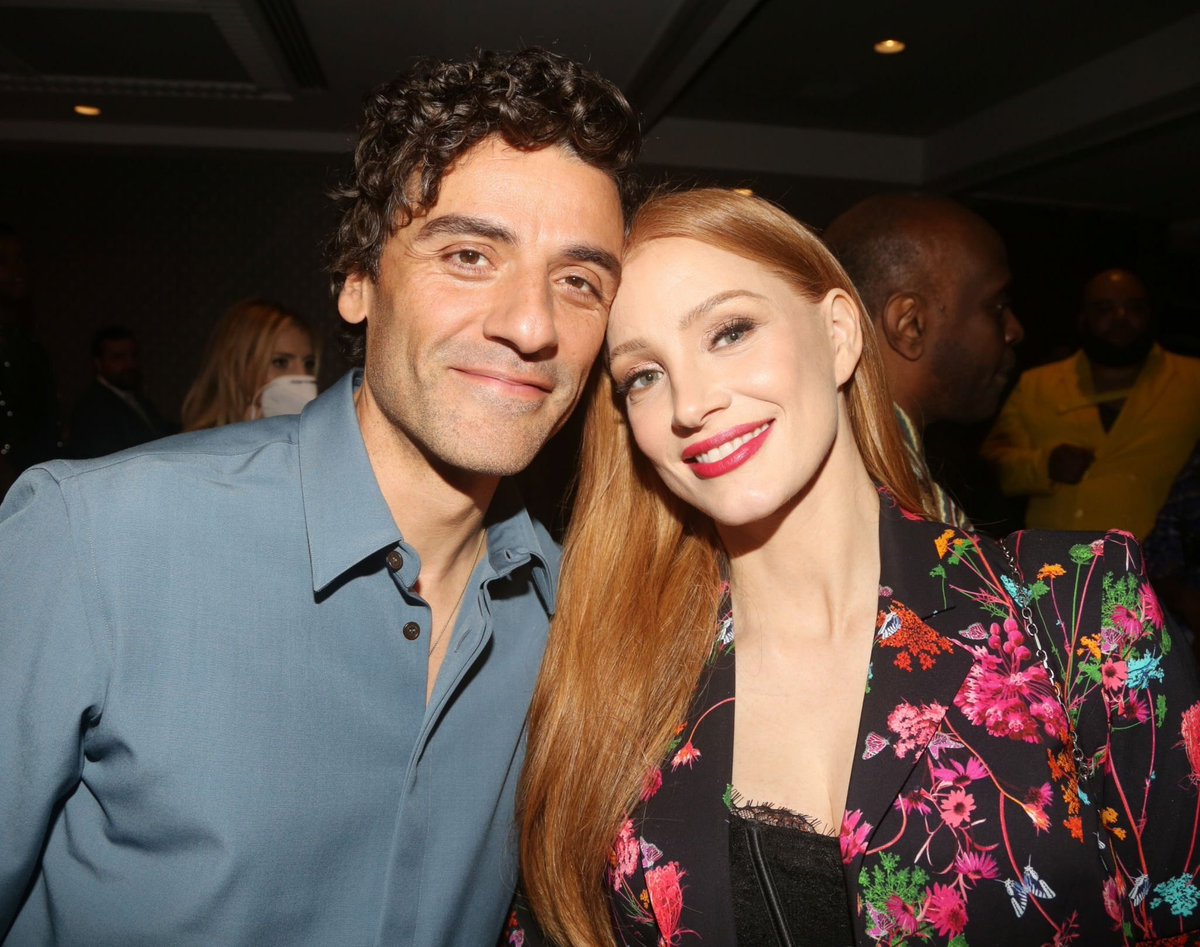 jessica chastain loves the friends reunions 🥰