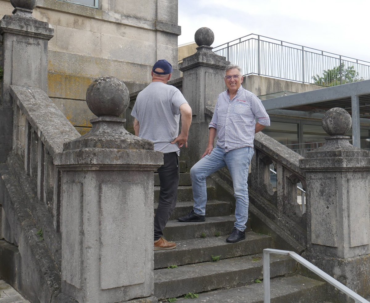 wtbattlefields's tweet photo. Agreeing a plan of attack for our #Verdun walking routes, on the steps of what was G.H.Q. 2nd French Army in #Souilly. The older picture depicts Generals Joffre and Pétain conferring in February 1916. https://t.co/2nr1Kx6DDn