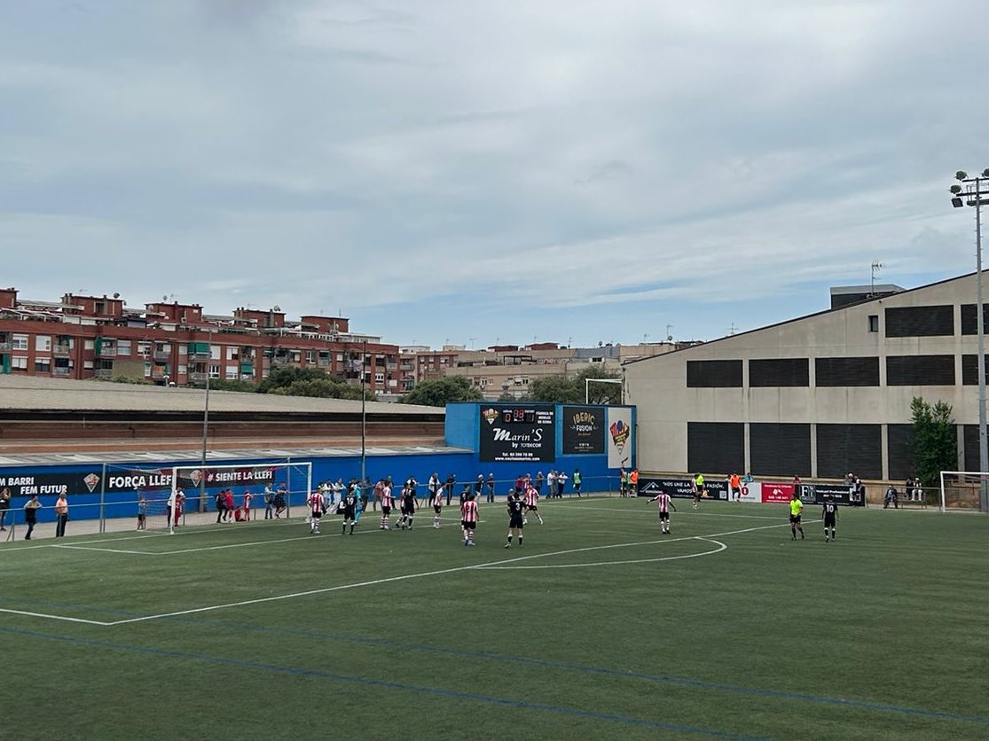 ⚽️DERROTA de l’@ULlefia !😢L’@uahorta disminueix les opcions de  l’ascens a la superlliga dels de #Badalona . Els badalonins han perdut per 0 a 1 a #Llefià on han topat amb un porter impecable, Aleix Ruiz Herrero, qui ha impedit totes les oportunitats de gol.

@bdncom @FCF_CAT