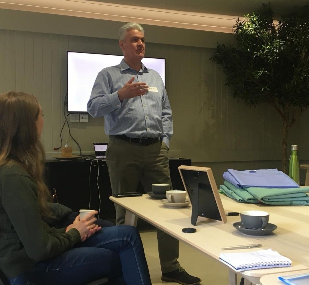 Last week's roundtable discussion talking about the benefits of #ReusableGowns, #Drapes and #Traywraps during the launch of the first ZERO-DECON pod 🌍#greenerNHS