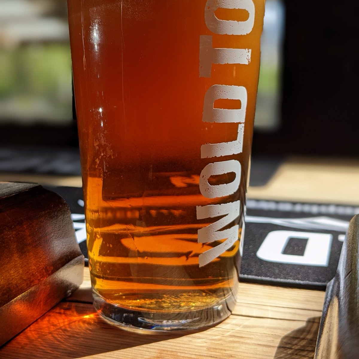 woldtopbrewery's tweet photo. A day to enjoy the simple pleasure of watching a hand pulled pint settle out.
Ready for that first sipβ¦
Nothing better.
Happy Sunday πΊ
.
.
.
#woldtop #brewery #beer #sunday #handpull #pint #cask #simplepleasures #cheers https://t.co/ZqacIwBJJC
