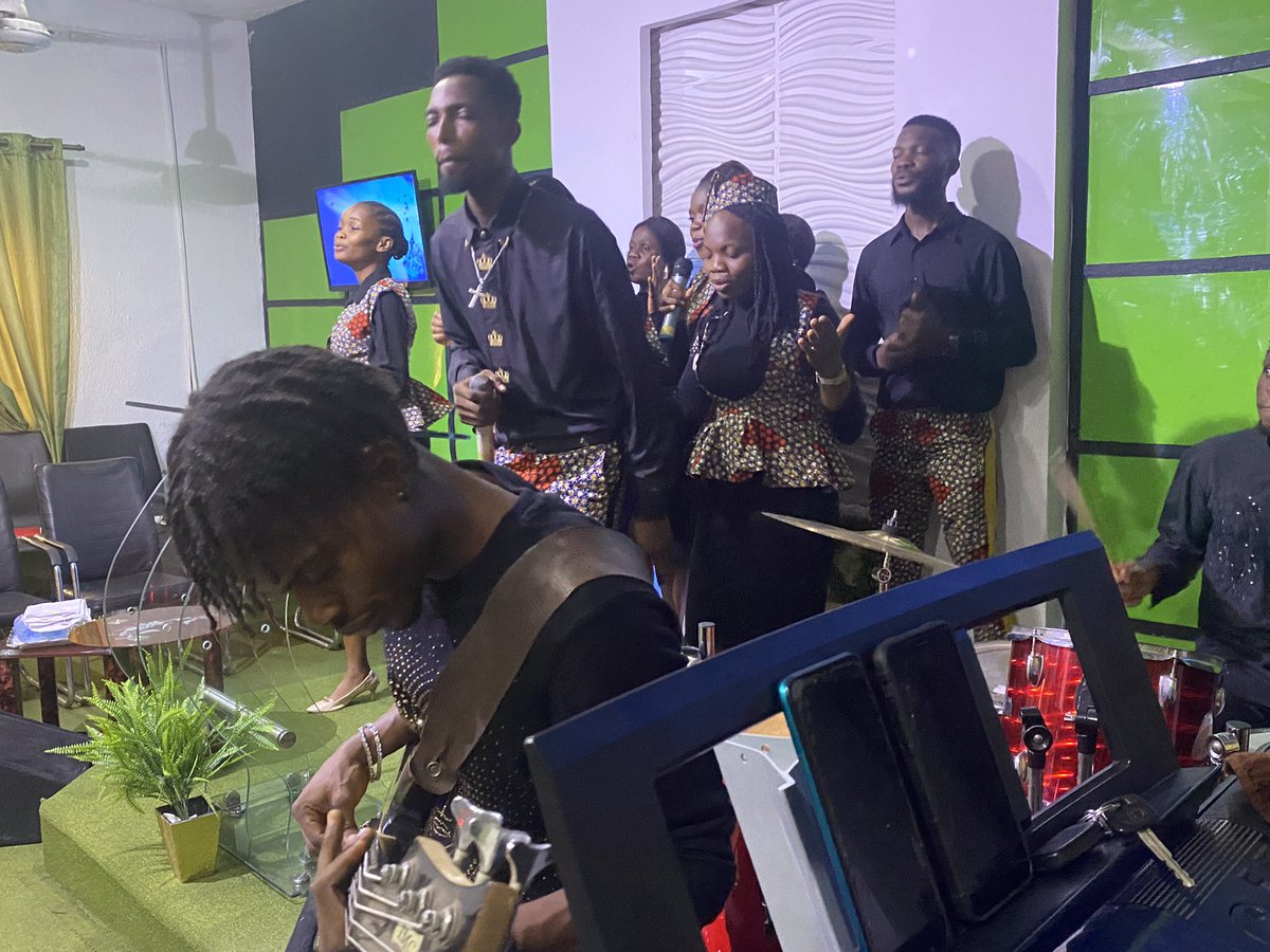 dephaze's tweet photo. LEADERSHIP & MANAGEMENT
Happening now...
#DHLM23 #DHIC #Niyiadesanya #DHSM #dominionharvestinternationalchurch https://t.co/wA5uXjjvmu