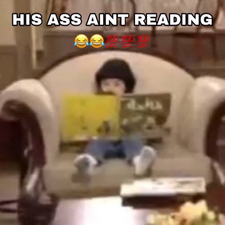 woongki looking at his mentions