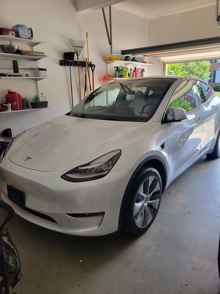 TaekwonV82's tweet photo. Proud to be officially part of the Tesla community!   My initial thoughts and impressions below:

@heydave7
@ICannot_Enough @SawyerMerritt @squawksquare @wholemars @farzyness @TSLAFanMtl @ray4tesla @jasondebolt @SF___Tahoe  @Tesla @robmaurer https://t.co/91wcnDeAHY