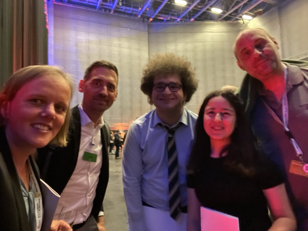 Marion Silies (@marion_silies) on Twitter photo Jugend forscht 2023 - the German high school science competition. One of my most rewarding experience to be part of the national jury. The future of science is bright. <a href="/jugend_forscht/">Jugend forscht</a> Jugend forscht 2023 - the German high school science competition. One of my most rewarding experience to be part of the national jury. The future of science is bright. <a href="/jugend_forscht/">Jugend forscht</a>