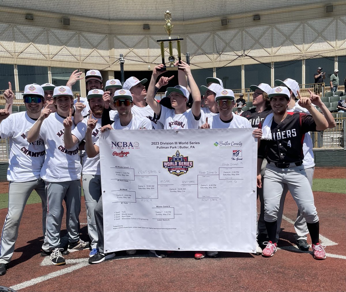 The_NCBA's tweet photo. Congratulations to Milwaukee School of Engineering for winning the 2023 NCBA Division III World Series! #NCBADIWS

The #4 seeded Raiders went a perfect 3-0 on the weekend to claim their first ever NCBA World Series Title! https://t.co/e5RP5h0k3R