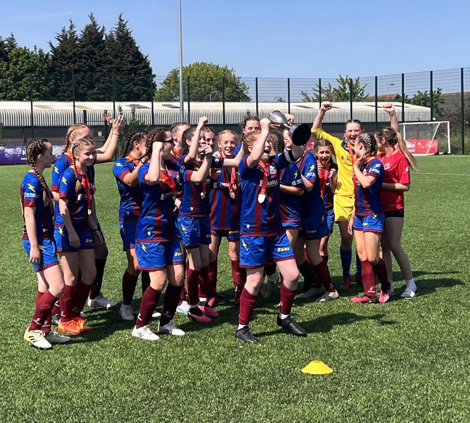 Congratulations to Cascade under 13s on following up their league titles by winning the cup today. 🏆