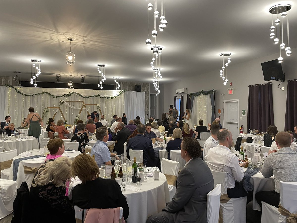 Nothing beats a #BayWedding 
Congrats Jillian and Matt💜
What a time 🕺🏾#Twillingate <a href="/pbutt44/">Peter Butt</a>