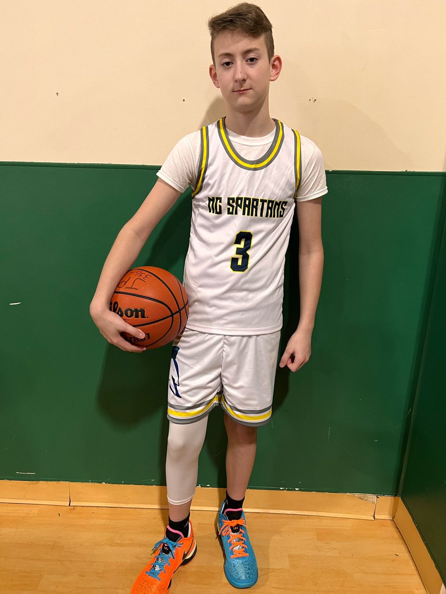 JPCJMartin's tweet photo. @NCSpartans Jacob Brey led NC Spartans Martin with 17 ppg to win 12UBond championship Saturday going 3-0 over CP3 Russell, NC Rise Scott&amp;Spartans McLamb https://t.co/sVrxawfWXh