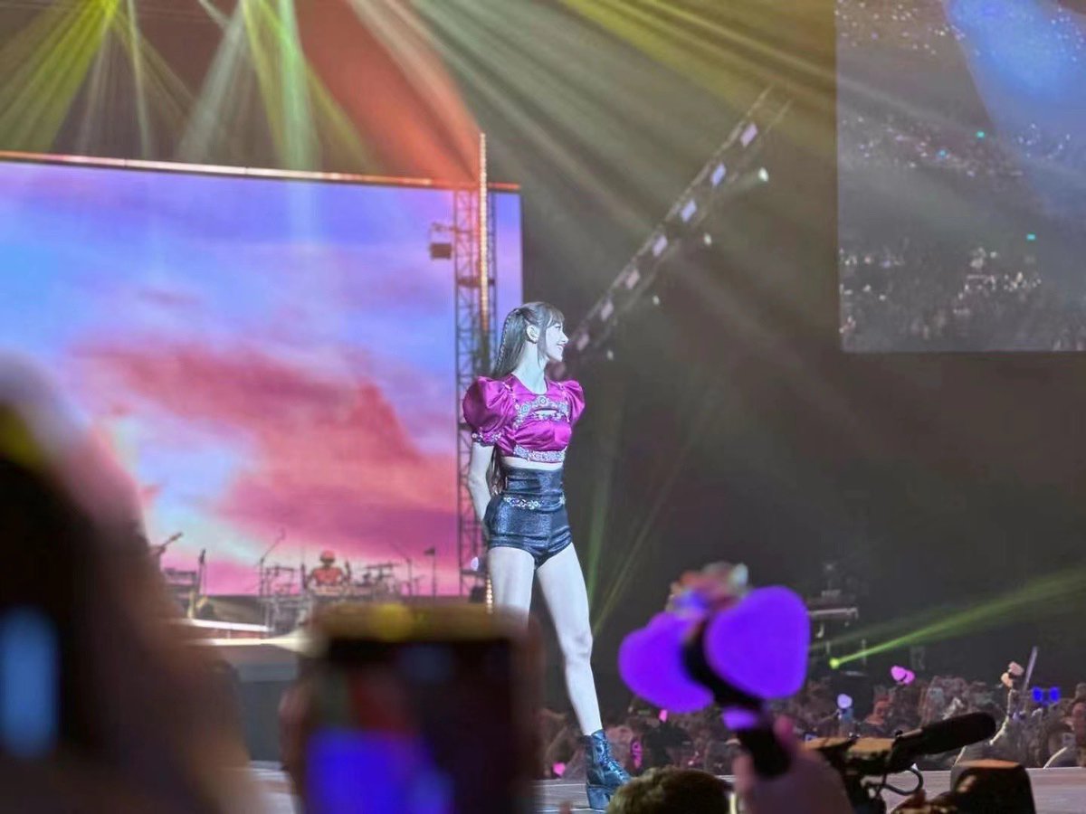beth2049_'s tweet photo. #BLACKPINK 
来看看你们的老婆❤️‍🔥❤️‍🔥❤️‍🔥❤️‍🔥 https://t.co/UbpDqkdhmW