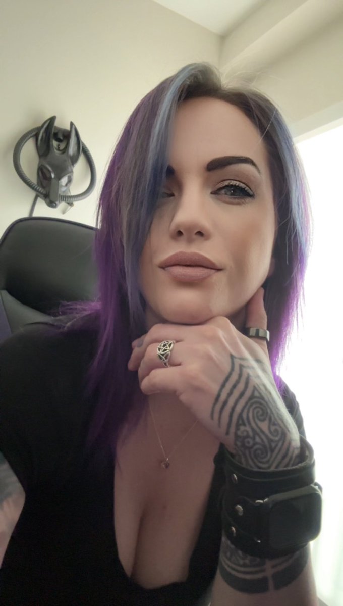 VVitchWolf's tweet photo. I should NEVER be left unattended! I blame the Cherry Manhattan. I one handed stayed up last night and did a hair ritual!
.
#startwearingpurpleforme #backtopurple https://t.co/0XrjYQ0he6