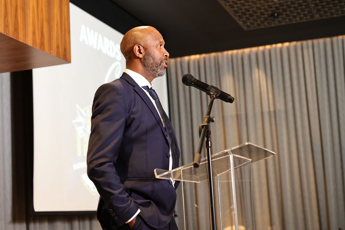We are honoured to have football legend, Mr Lucas Radebe as a guest speaker at tonight’s Marumo Gallants awards evening. Addressing the team and guests, he said “You’re an example to a lot of people , there wouldn’t Marumo gallants without you and vice versa” #Marumogallants