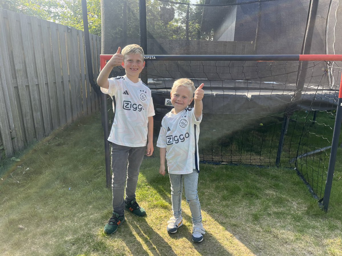 Kaandorpie's tweet photo. @AFCAjax #uitshirt! https://t.co/5mEghDjxhv