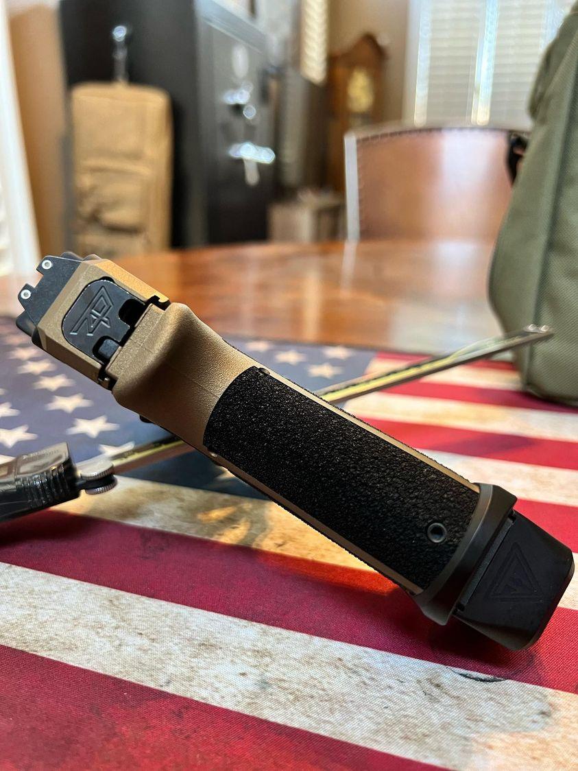 JugTactical's tweet photo. ๐ท@dfalcon217
"My Gen 3 Mod came out great. The folks over there at JT handled this whole process beautifully. I just finished putting it together and canโt wait to go qualify."
#GlockLoversย #juggernauttactical #GlockCustomization #CustomGlock
โขNo person-to-person sales โข https://t.co/EBXUTPX2Rv